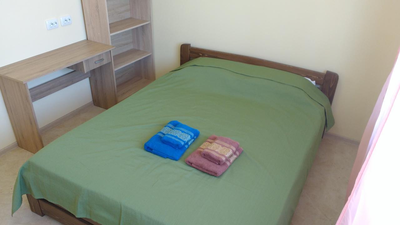 Orange Guest Rooms Odessa Esterno foto